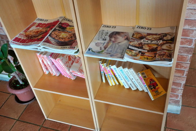 サフラーハンバーガー-店内の様子2