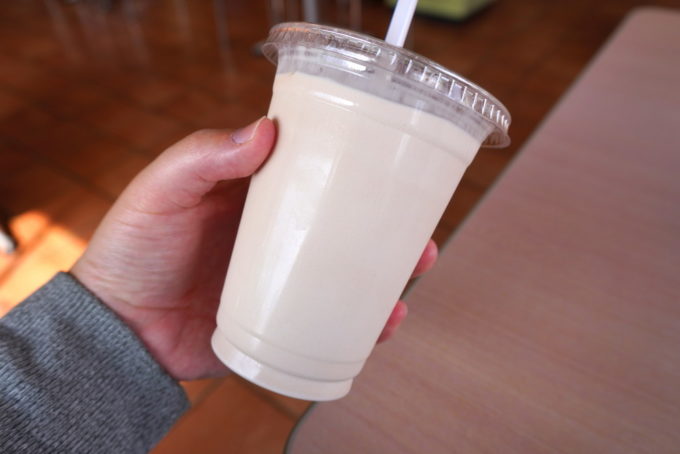 サフラーハンバーガー-食レポ-シェーク