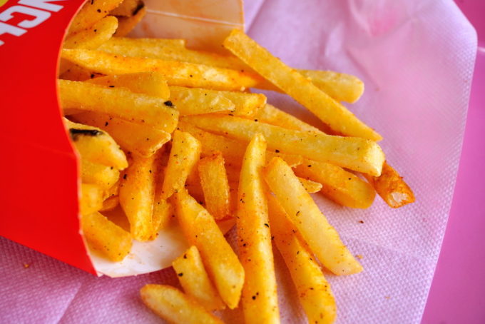 サフラーハンバーガー-食レポ-ポテト2