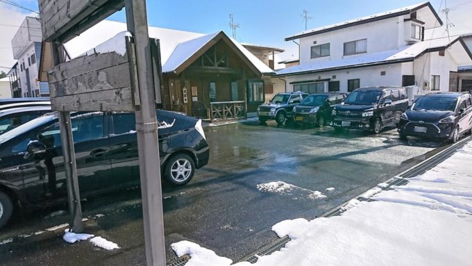 とんこつらーめんこう路-駐車場