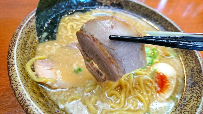 無尽蔵-新庄家-食レポ-豚骨醤油らーめん4