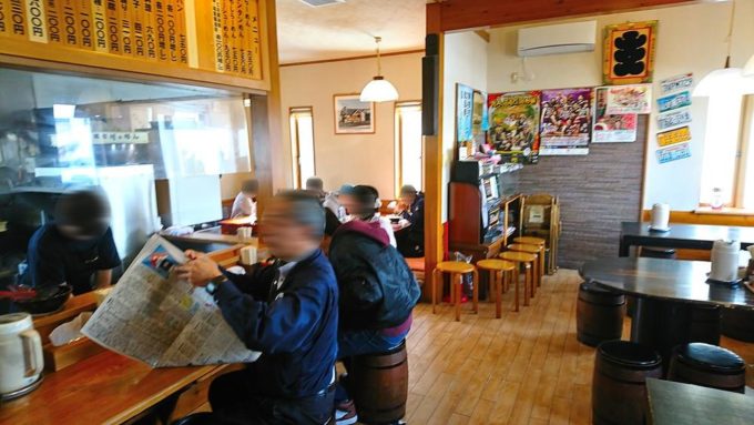 とんこつらーめんこう路-店内の様子-全景