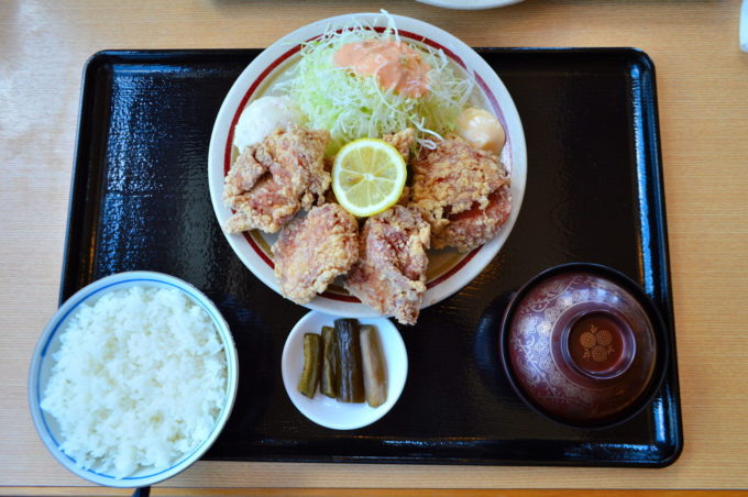 仁亭-食レポ-鶏唐揚げ定食1