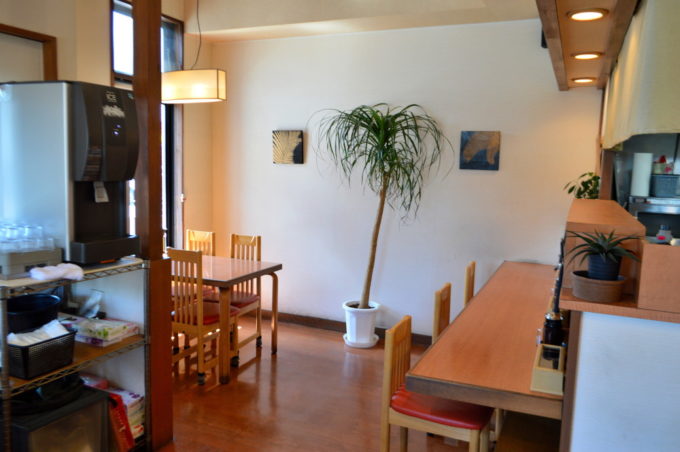 仁亭-店内の様子-カウンター席