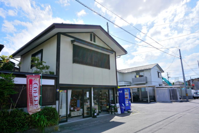 プチマルシェ月星堂-お店の外観