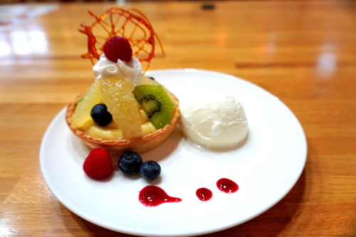 もりーな-tento-食レポ-季節のフルーツパイとジェラート3