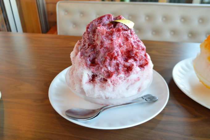 メゾンドボア-かき氷-苺ミルク