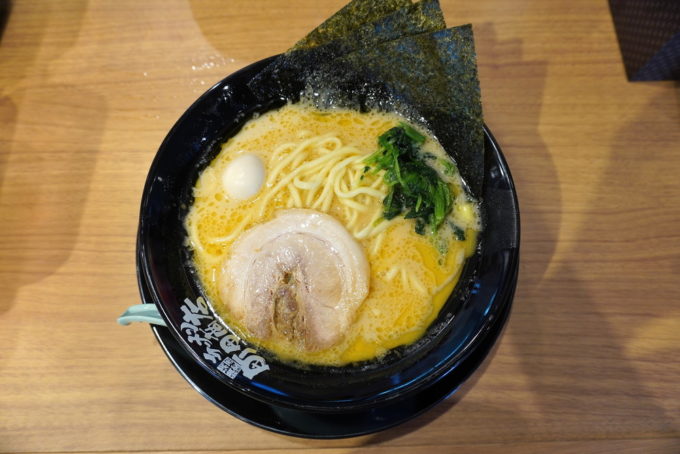 横浜家系ラーメン町田商店あかねヶ丘店-食レポ-ラーメン1