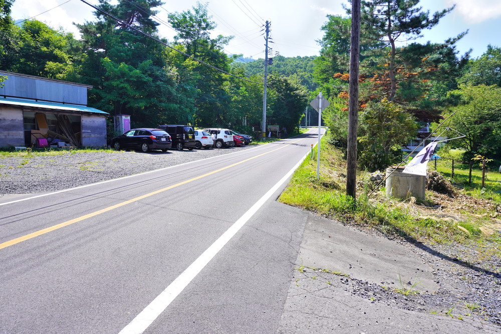 八宝堂-駐車場1