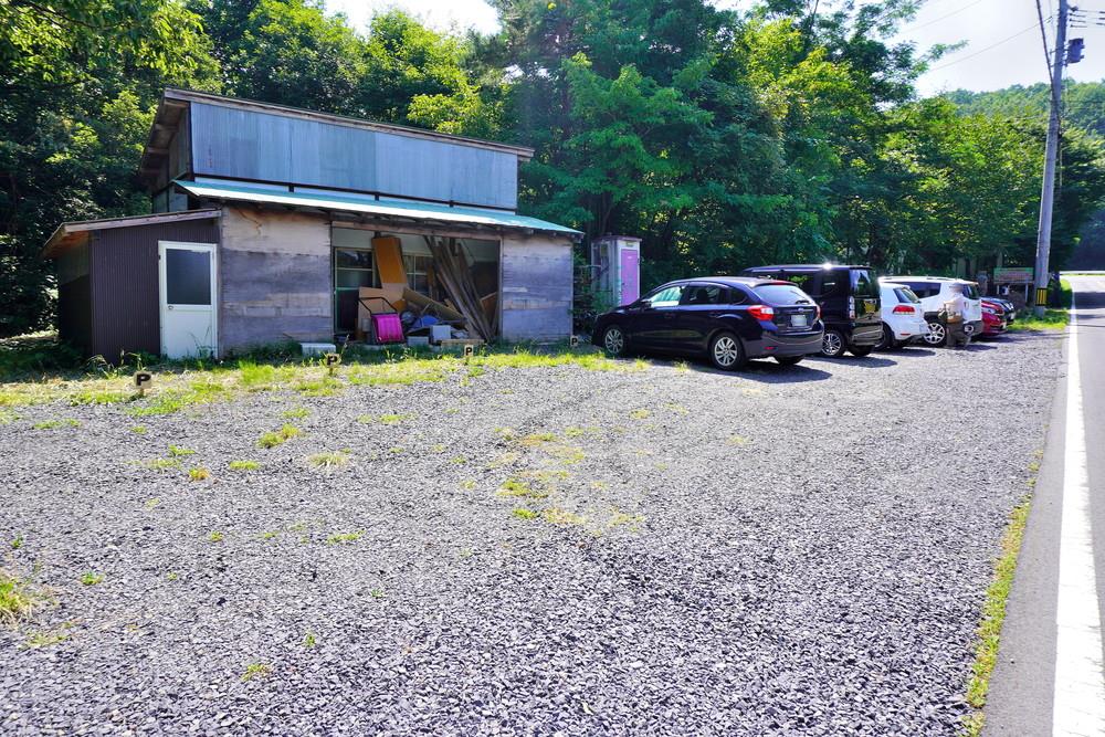 八宝堂-駐車場2