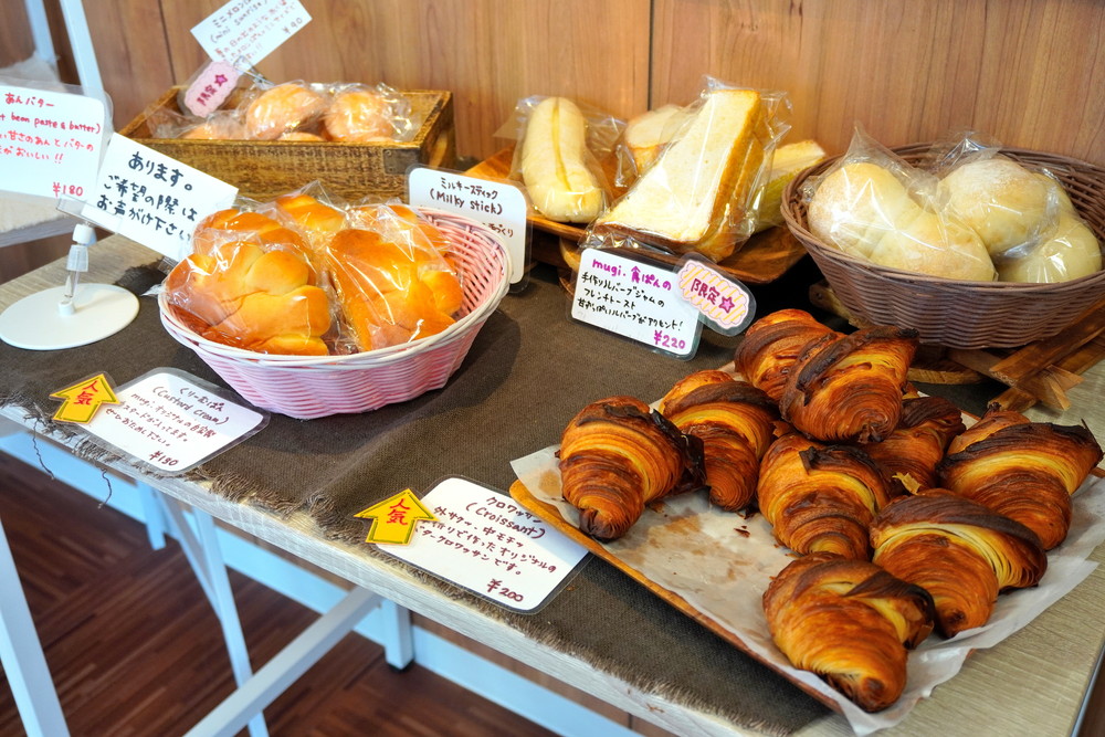 ベーカリームギ-パン2