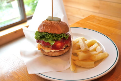 カントリーマーケット-ベーコンチーズバーガー