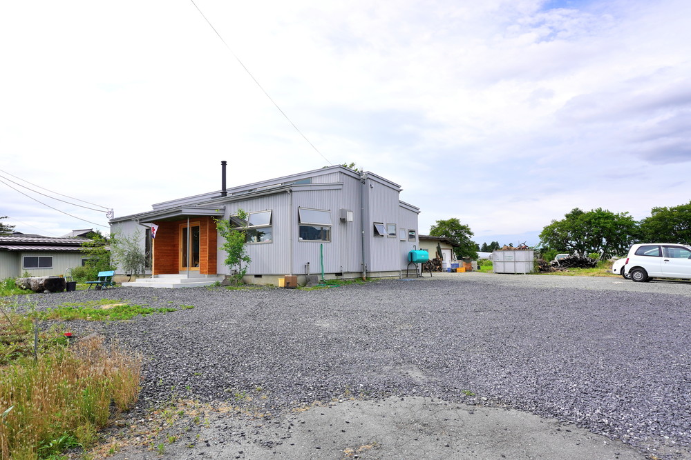 カントリーマーケット-駐車場