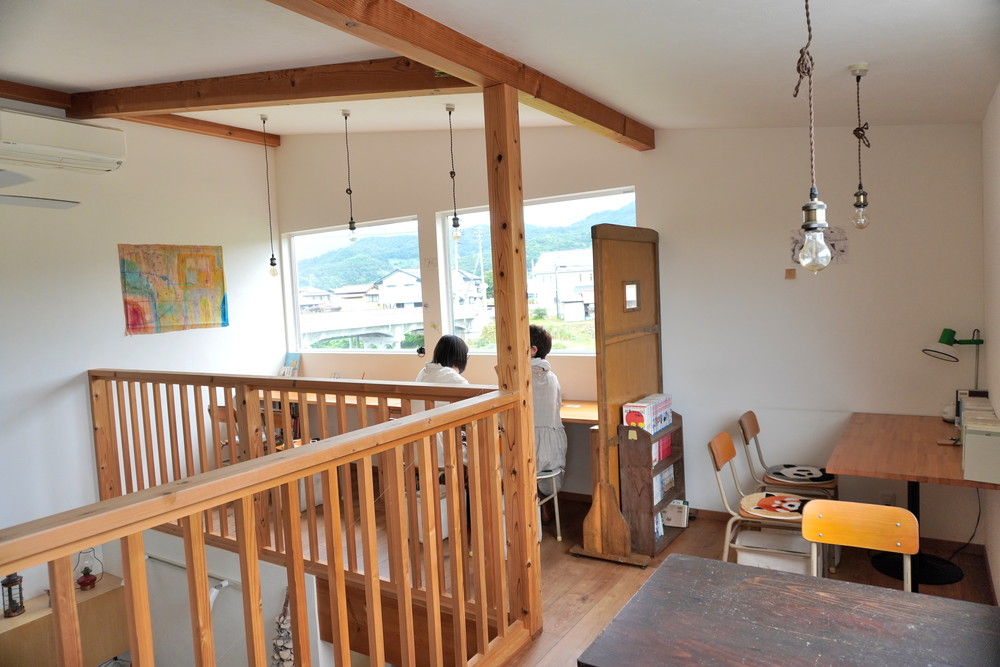 あべくん珈琲-2階席の様子