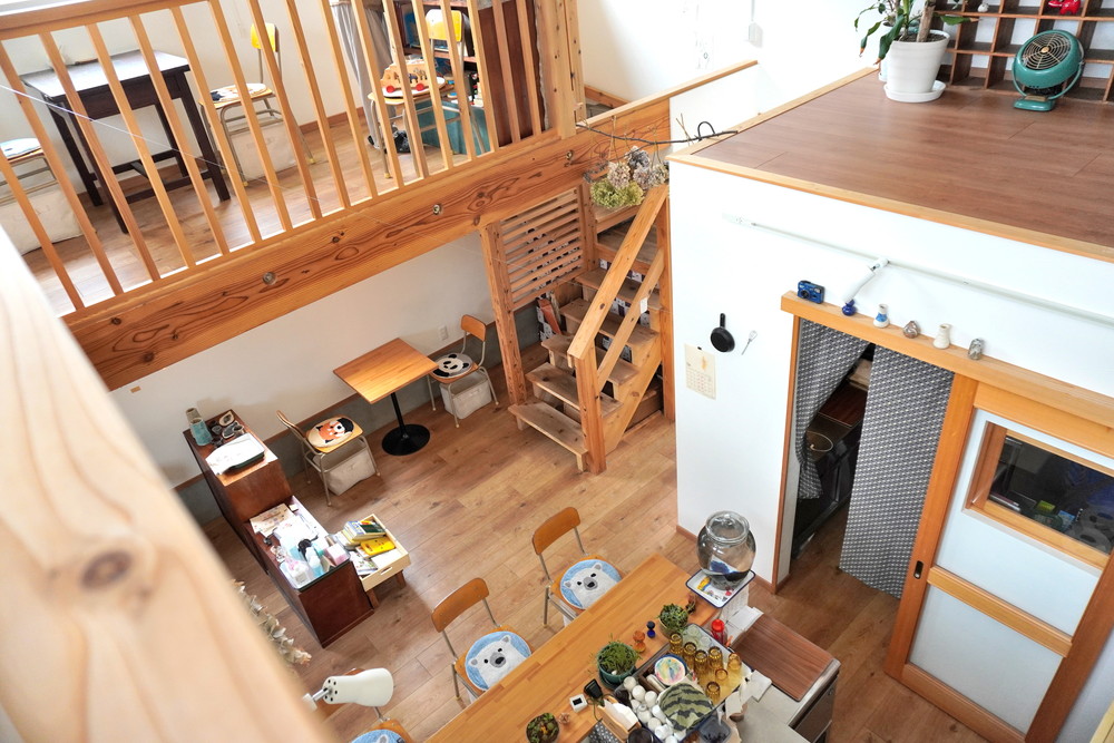 あべくん珈琲-2階から見た店内