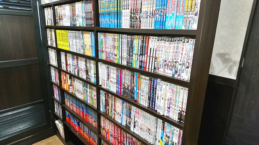 だるまやラーメン-店内の様子-漫画