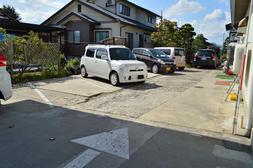 もみいち食堂-駐車場2