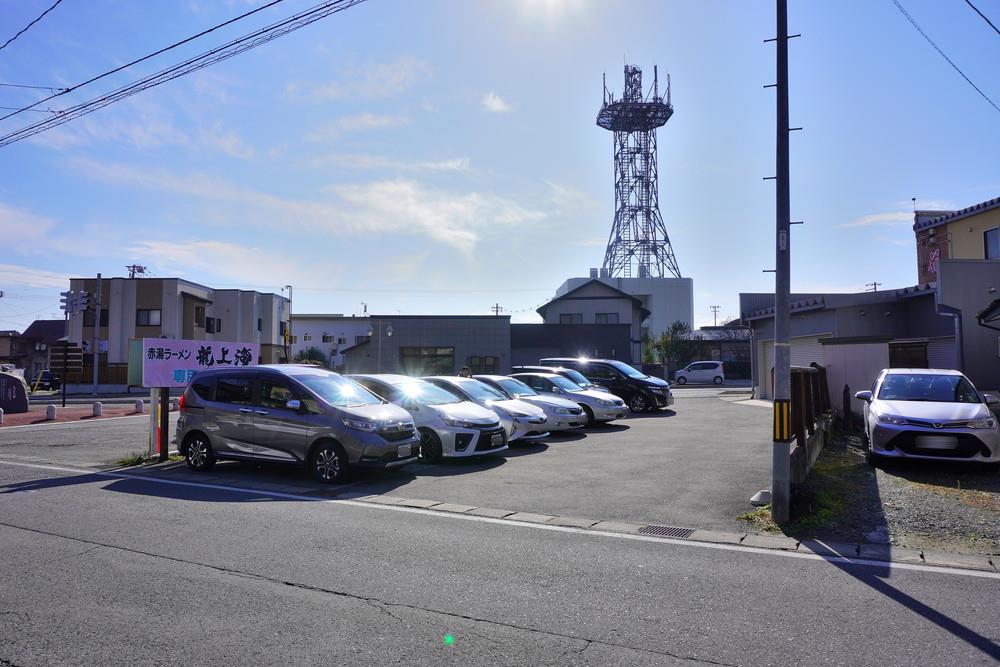 龍上海赤湯本店-駐車場3