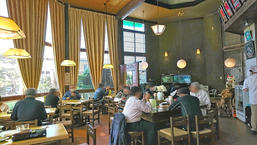 材木亭-店内の様子1