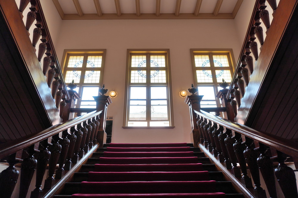 文翔館(山形旧県庁)-階段1