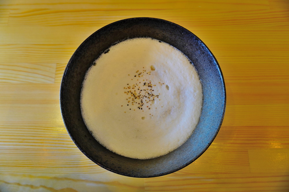 アマービレ-エスプーマカレーうどん