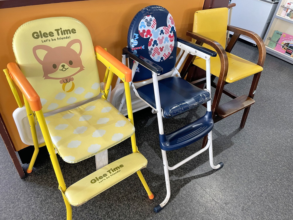 だるまや本店-子ども用のイス