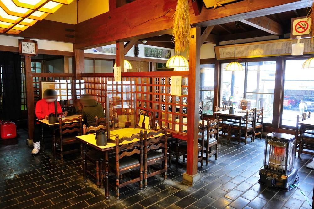 焰藏(えんぞう)-店内の様子3