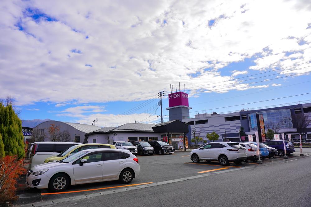 花鳥風月-山形南店-駐車場