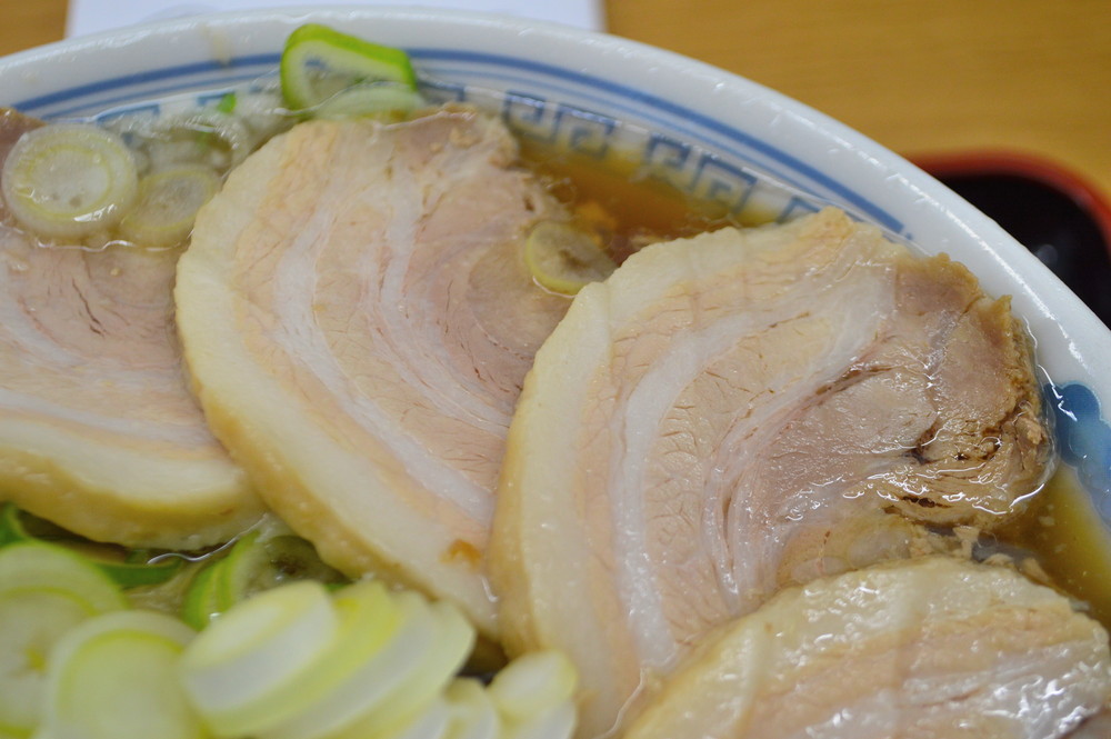 中華そば-雲ノ糸-食レポ-チャーシューメン4