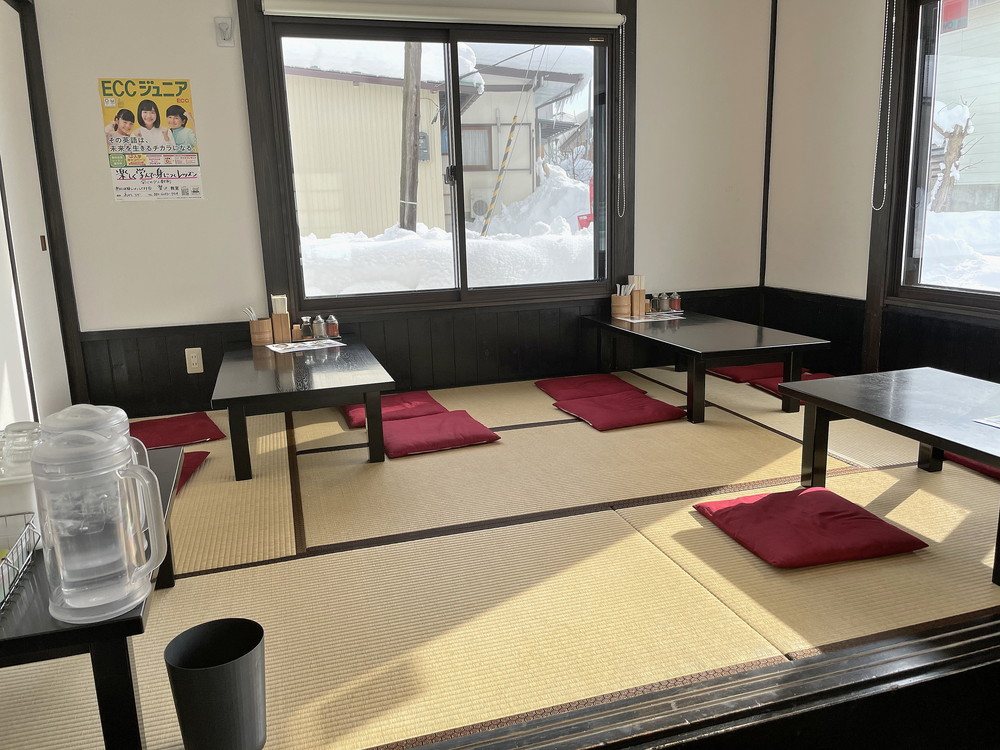 中華そばまがりすけ-店内の様子2