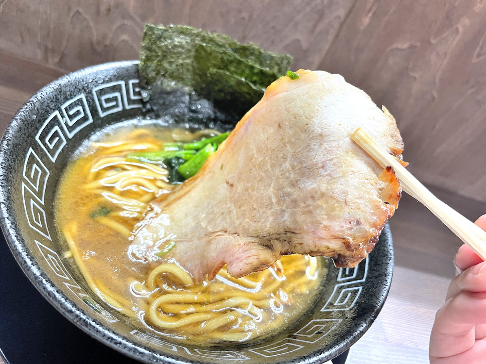 楽風家(ラフヤ)-食レポ-ラーメン4