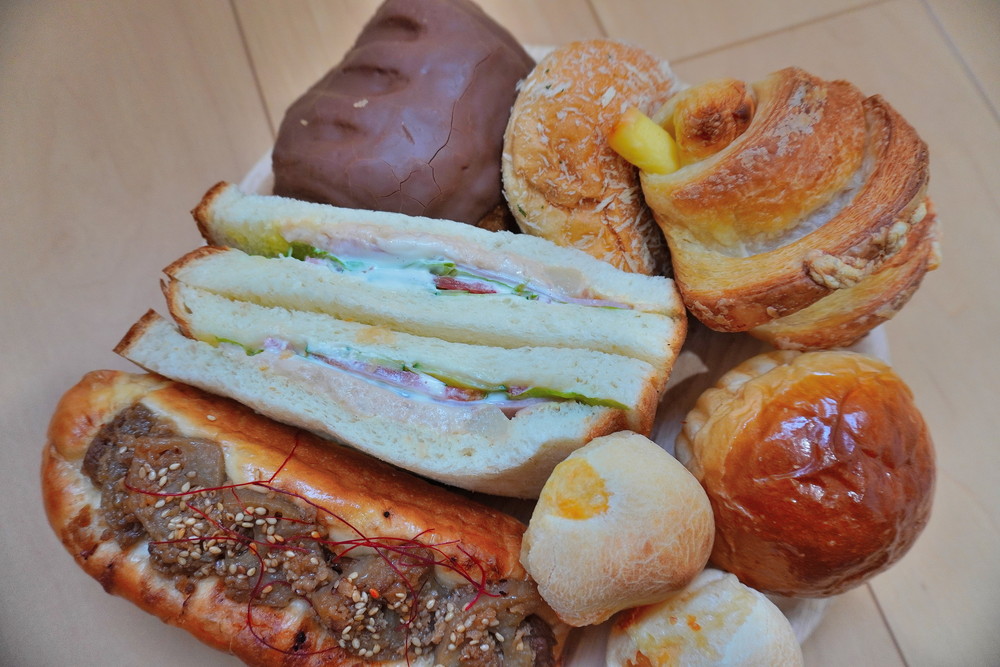 【食レポ】パン モアーリッチ（山形市薬師町）｜懐かしい味と新しい味が共存する地元の人気パン屋さん