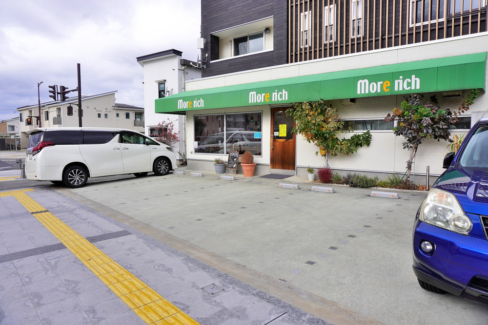 モアーリッチー駐車場