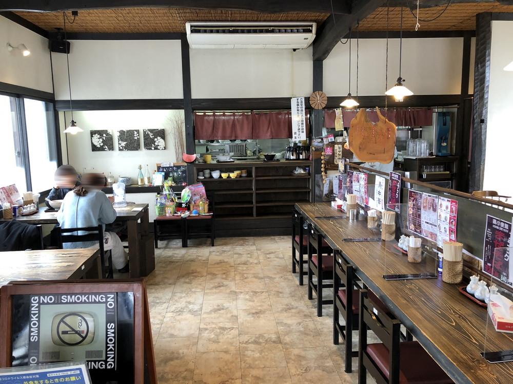 手作り麺めん僮楽-店内の様子1