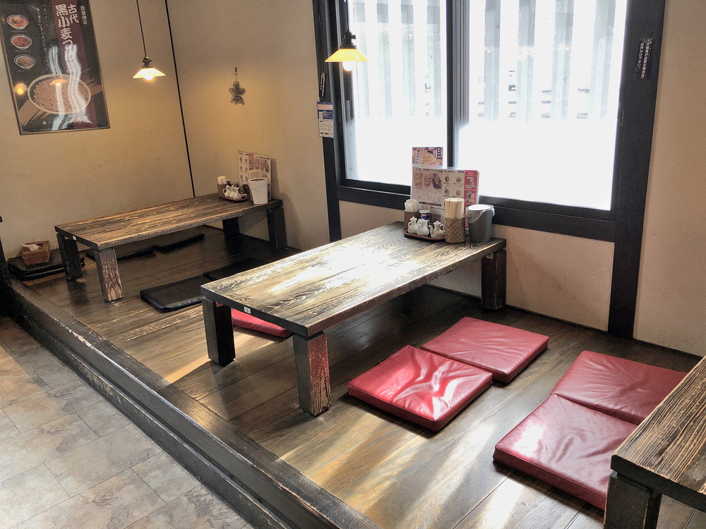 手作り麺めん僮楽-店内の様子3