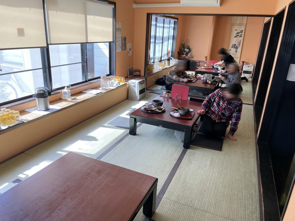 そば処ひふみ-店内の様子2