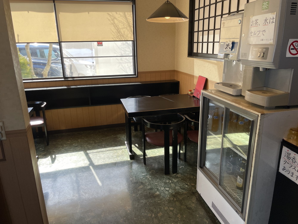 そば処ひふみ-店内の様子1