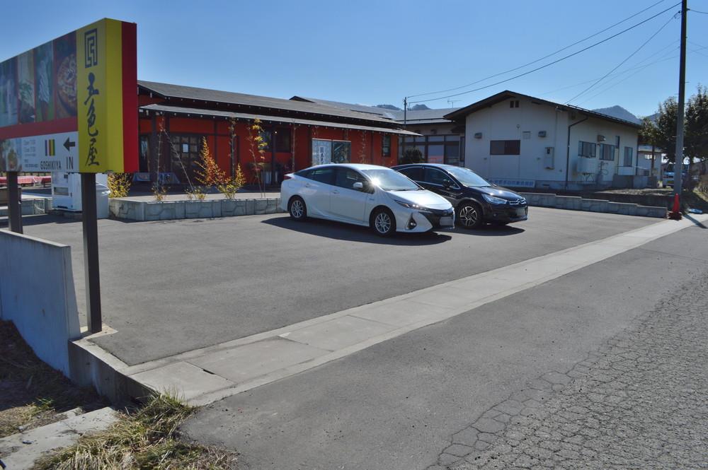 五色屋-駐車場
