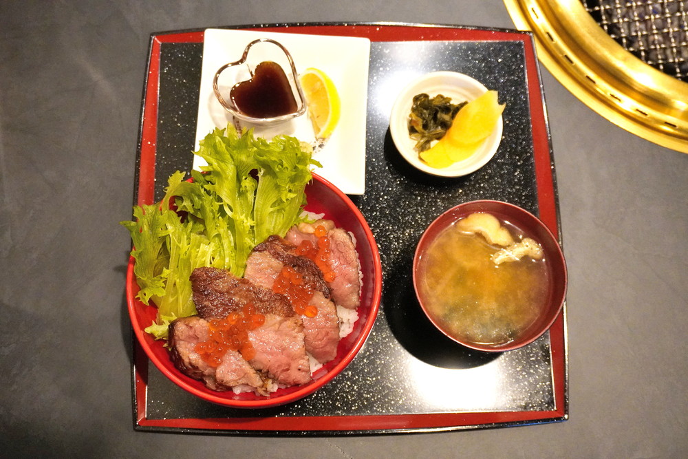 山形牛かかし-食レポ-山形牛ローストビーフ丼1