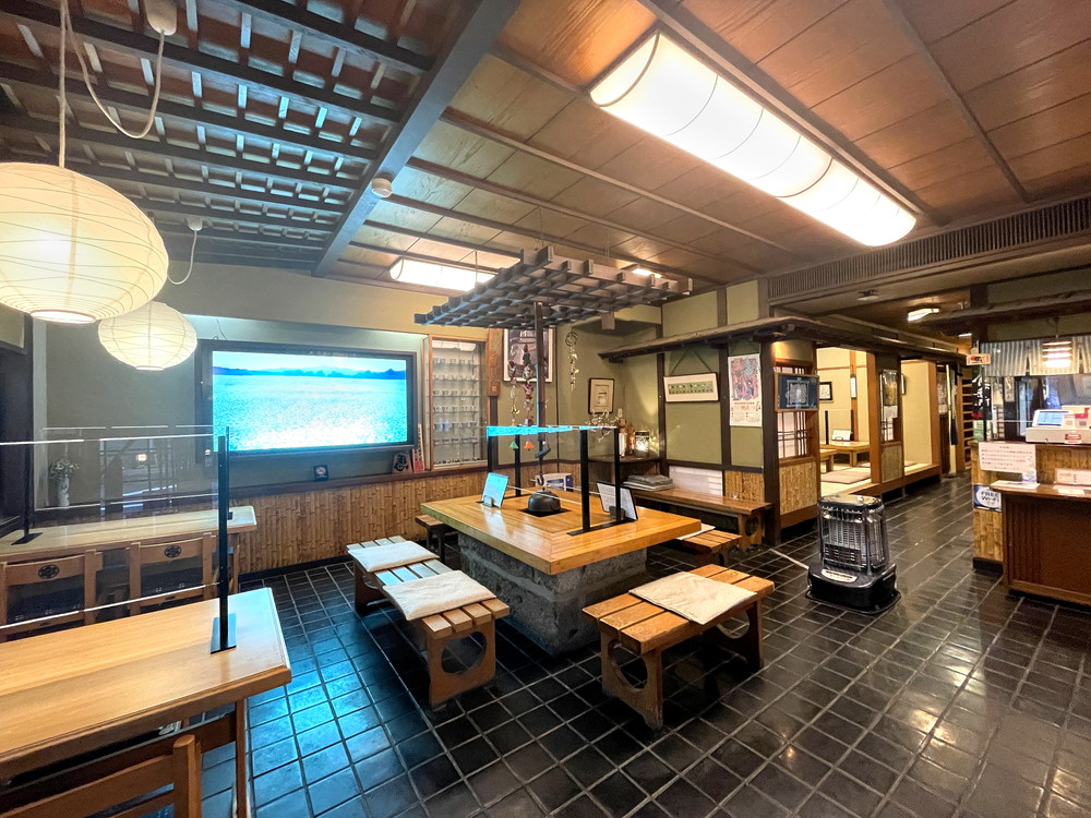 そば処庄司屋-店内の様子1