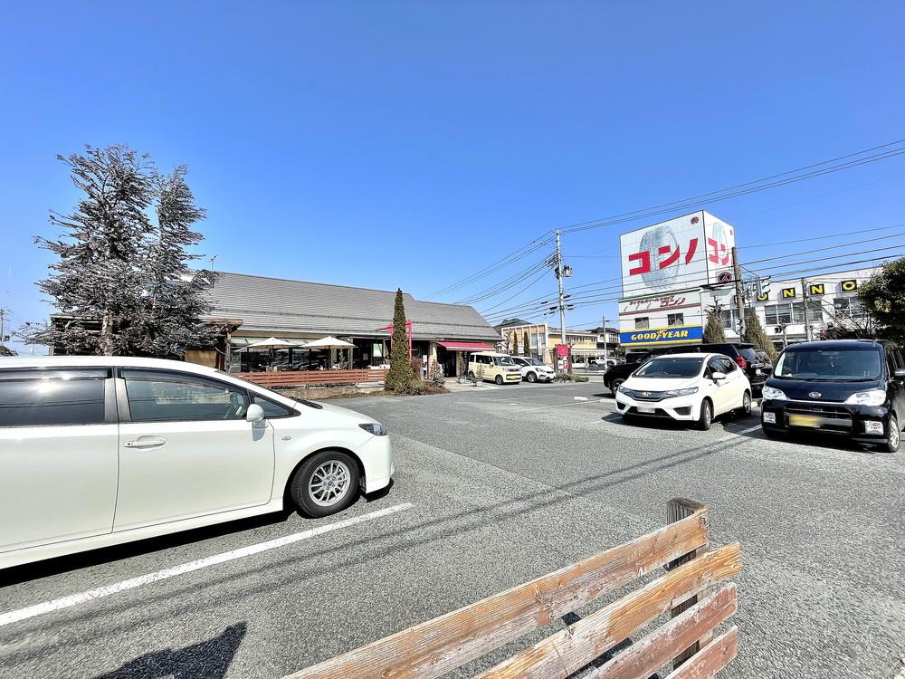 プルヴァンス松見町-駐車場