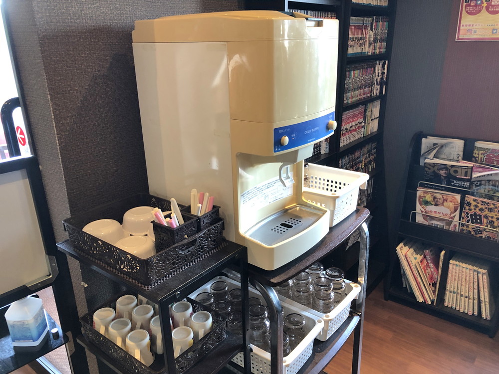 濃厚横浜家系ラーメンのじ家-店内の様子3