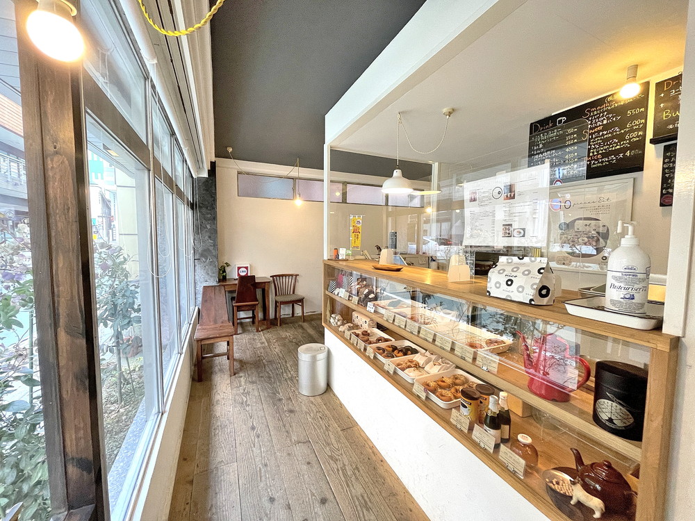 nicoドーナツ-店内①