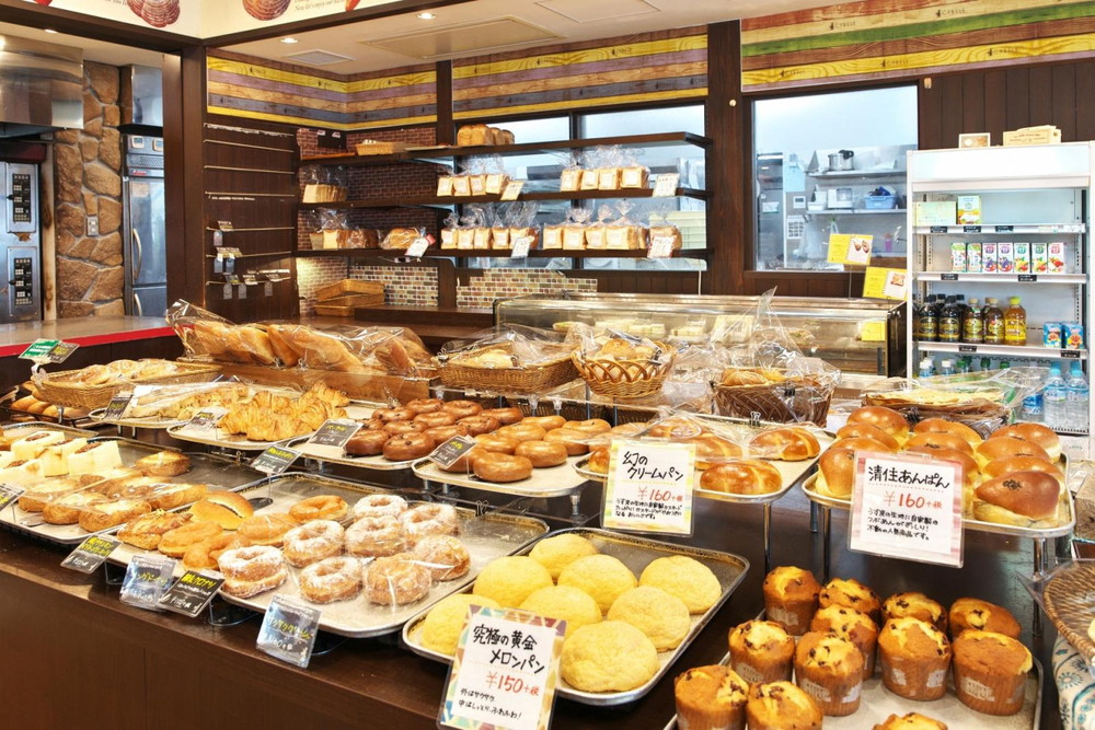 シベール西店-店内