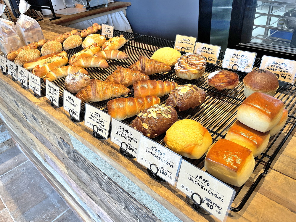 オーバル-店内②