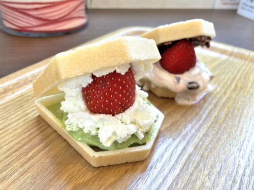 弘水‐苺アイスモナカ②