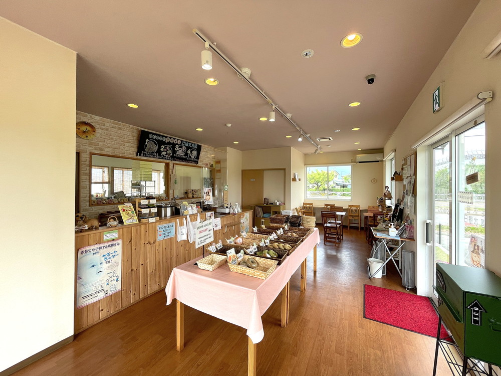 ベーグルポコ-店内の様子2