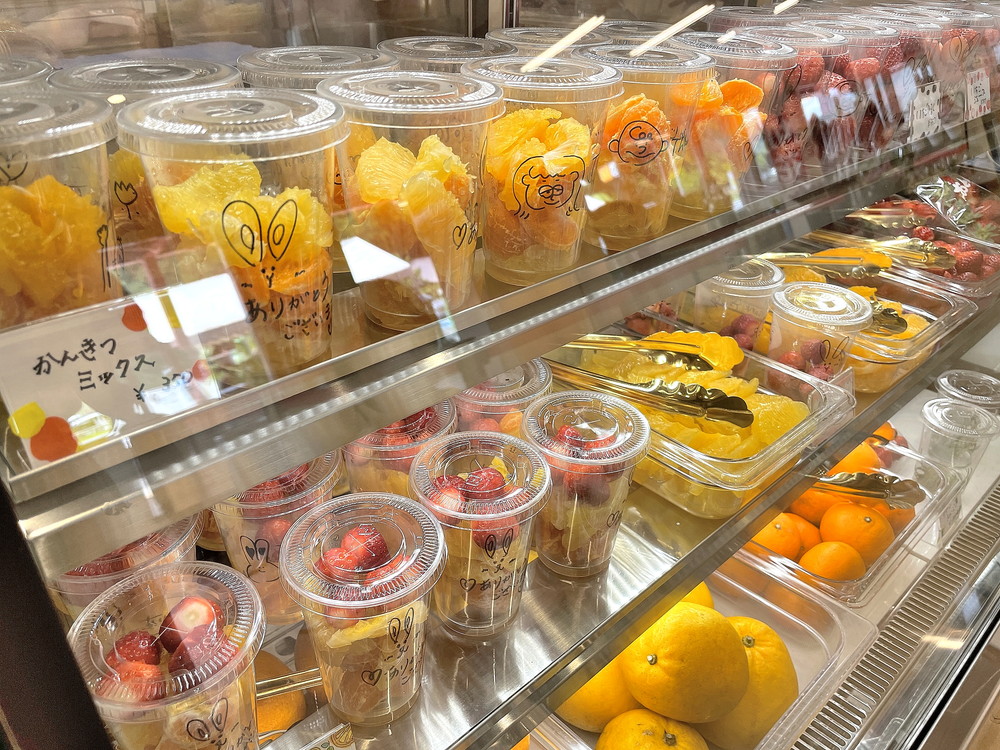 果物陽日-ショーケース