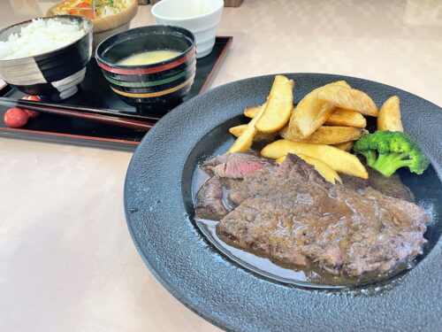 三幸-ステーキ定食②