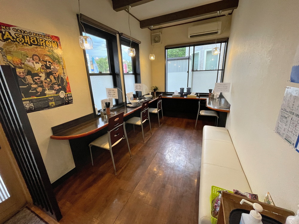 とんとんラーメン-店内の様子1